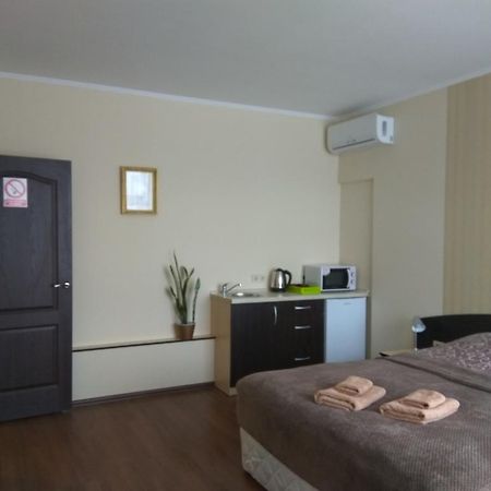 S&M Apartments - Zarichna كييف المظهر الخارجي الصورة